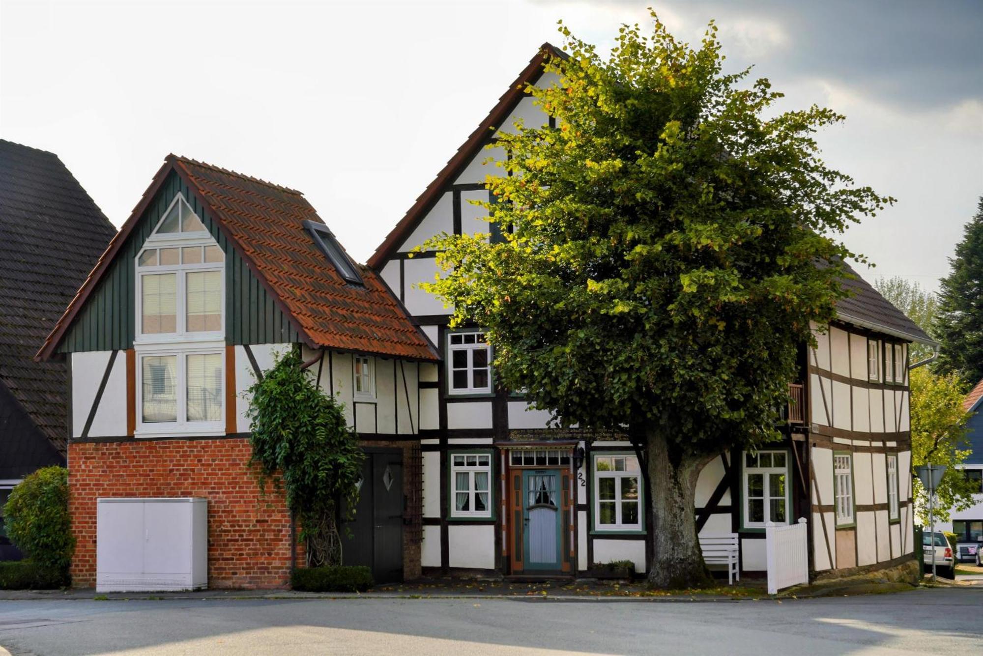 Ferienhaus Altes Wirtshaus Lugde Bagian luar foto